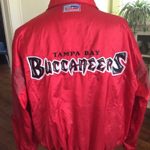Vintage 90's Buccaneers Satin Bomber Jacket - Picture 2 of 4